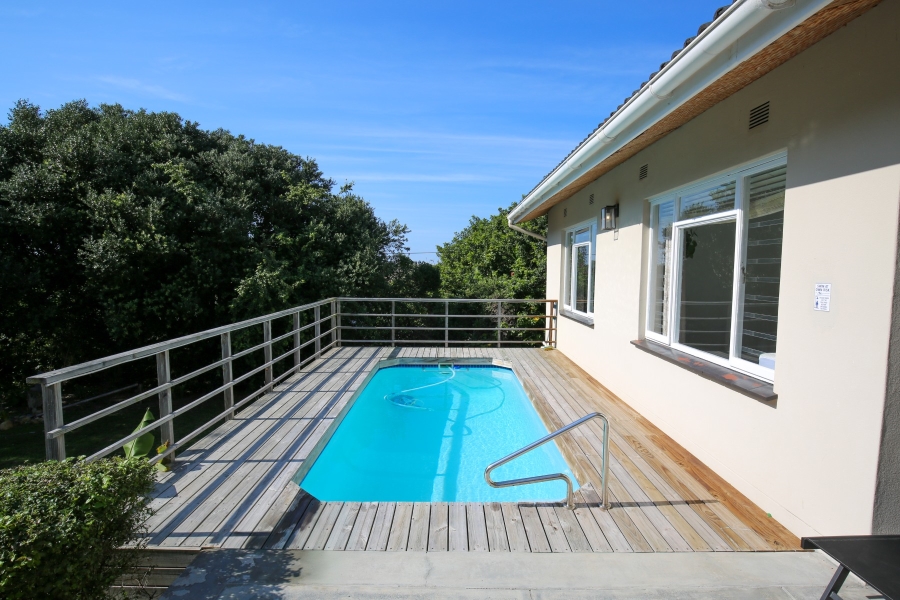 3 Bedroom Property for Sale in Upper Robberg Western Cape